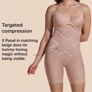 HONEYLOVE Superpower Short